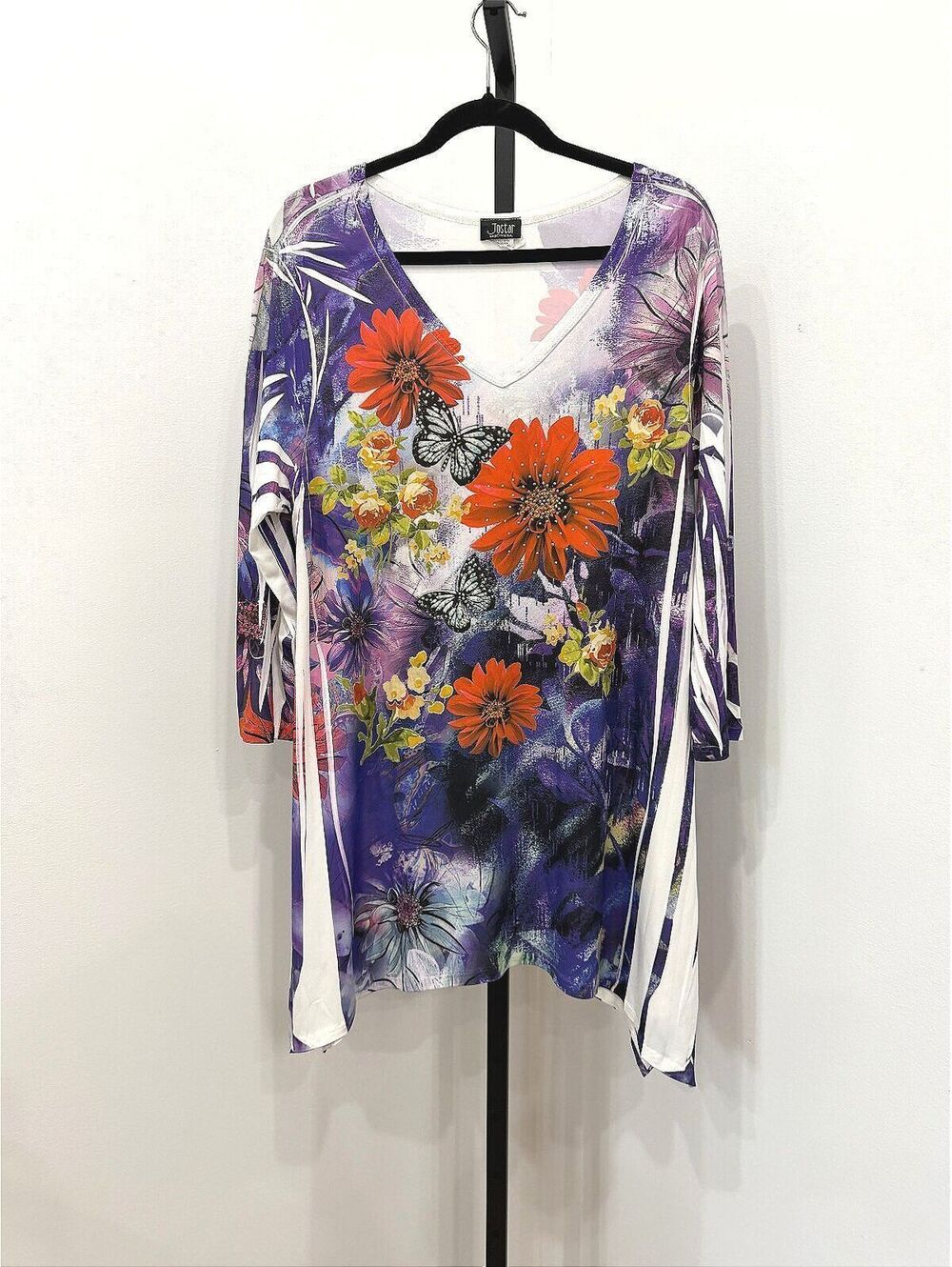 Jostar Women's V-Neck Floral Butterfly Print Tunic Top, Size L